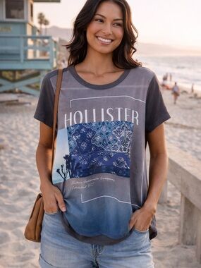 Hollister Gray Tee with Blue Graphic Patch NWOT
